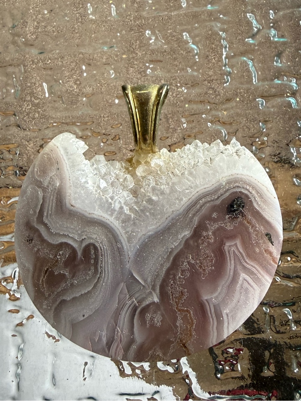 Lace agate pendant with druzy edge - Picture 4 of 4